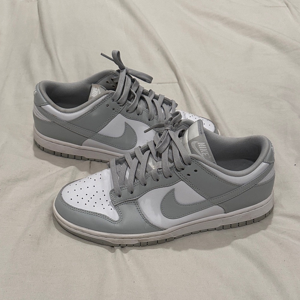 WMNS Nike Dunk Low ‘Grey Fog’